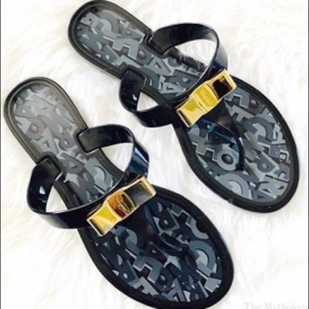 Salvatore Ferragamo Farelia Jelly Flat Bow Sandal